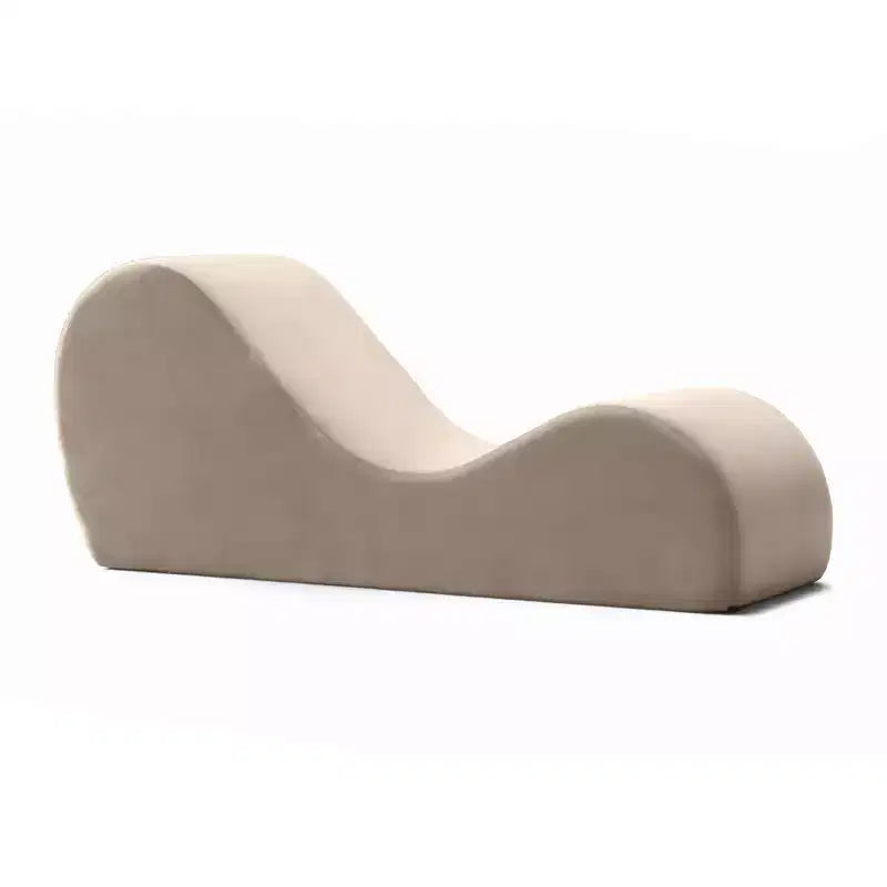 Élégante chaise longue de yoga – Fabriquée aux États-Unis – Idéale pour les étirements, la relaxation, l'exercice et plus, 152 cm L x 46 cm l x 66 cm H, Gris clair