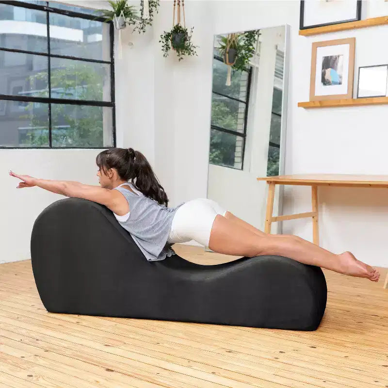 Élégante chaise longue de yoga – Fabriquée aux États-Unis – Idéale pour les étirements, la relaxation, l'exercice et plus, 152 cm L x 46 cm l x 66 cm H, Gris clair