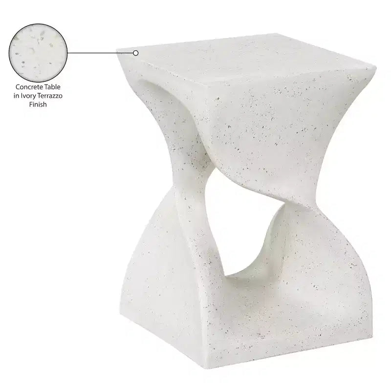 Table d'appoint personnalisée